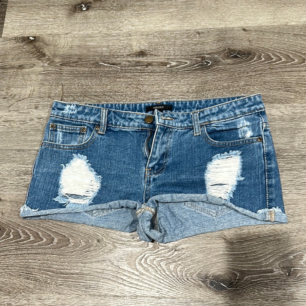 Forever 21 short jean